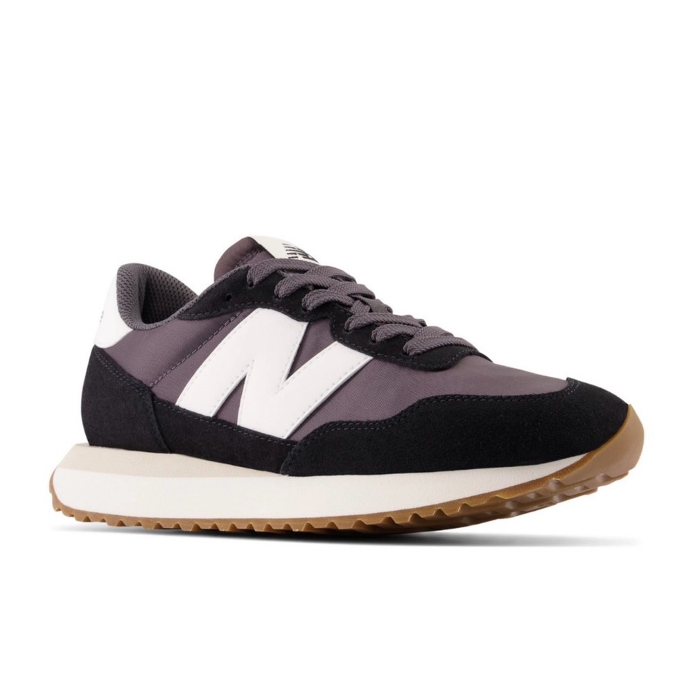 New Balance 237 Sneakers